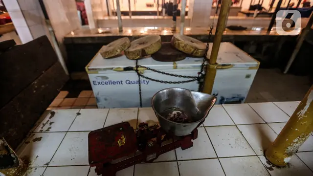 Potret Lapak Kosong Pedagang Daging