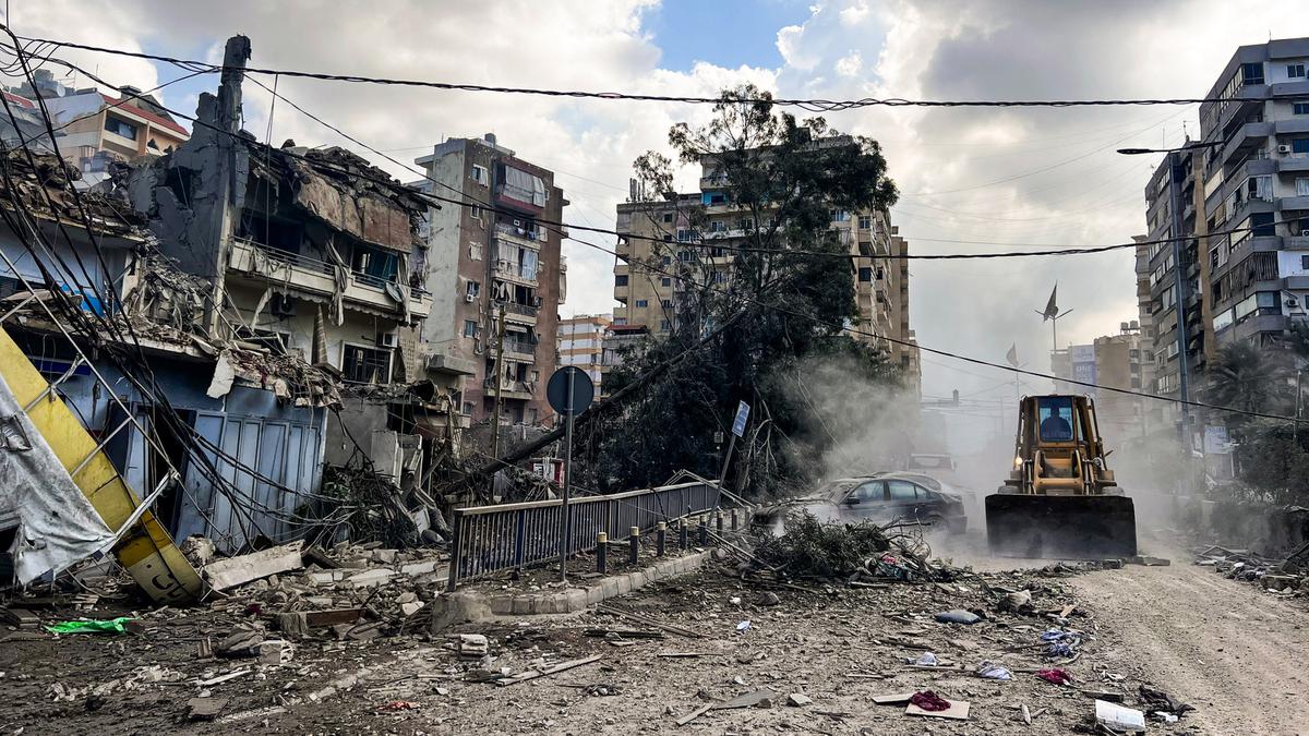 Hizbullah Siap Hadapi Perang Panjang, Israel Ancam Infrastruktur Lebanon