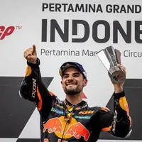 Intip potret penampakan trofi MotoGP Mandalika 2022 hasil karya anak bangsa. (Instagram/88migeloliviera).