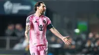 Senasib dengan Cristiano Ronaldo, La Pulga juga merasakan kekecewaan usai Inter Miami tersingkir dari Piala Champions Concacaf 2024-2025. (AP Photo/Lynne Sladky)