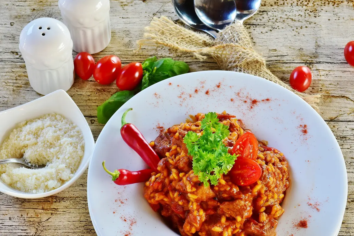Ilustrasi makanan pedas