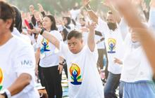Unesa Raih Rekor MURI Yoga Disabilitas Terbanyak, Wujudkan Inklusivitas Pendidikan