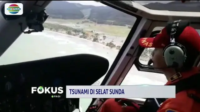TNI AU Cari Korban Tsunami Selat Sunda dengan Helikopter
