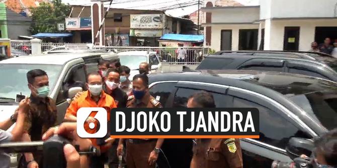 VIDEO: Berkas Lengkap, Djoko Tjandra Diserahkan ke Kejaksaan