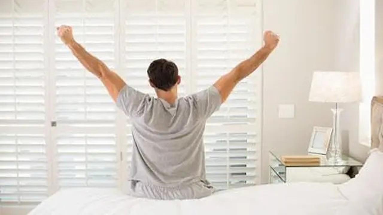Benarkah Tidur setelah Subuh Bikin Rezeki Seret? Begini Kata Buya Yahya