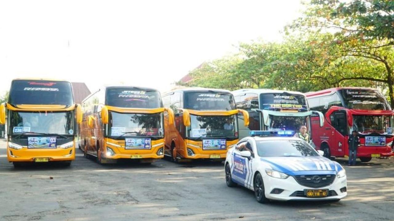 Pemkab Pati Berangkatkan 16 Bus Program Mudik Gratis Pati ke Jakarta Jelang Idul Fitri 2026