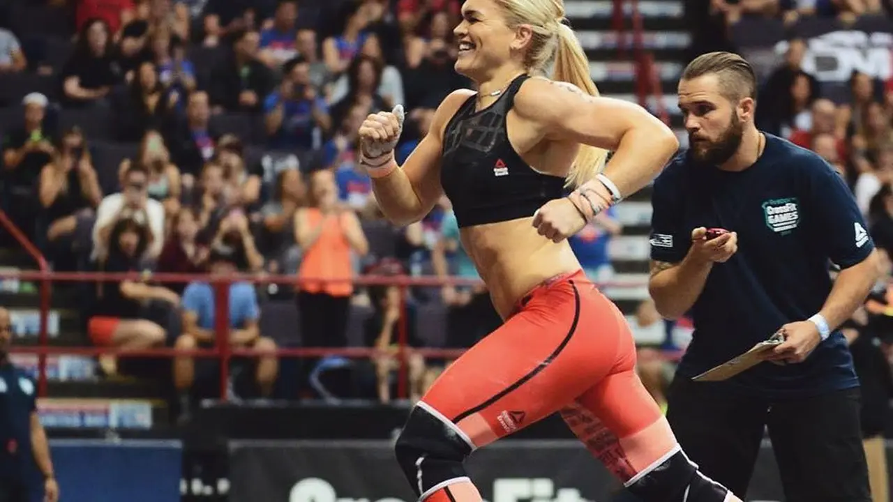 Katrin Davidsdottir memulai hari dengan tiga butir telur. (Foto: Women's Health)