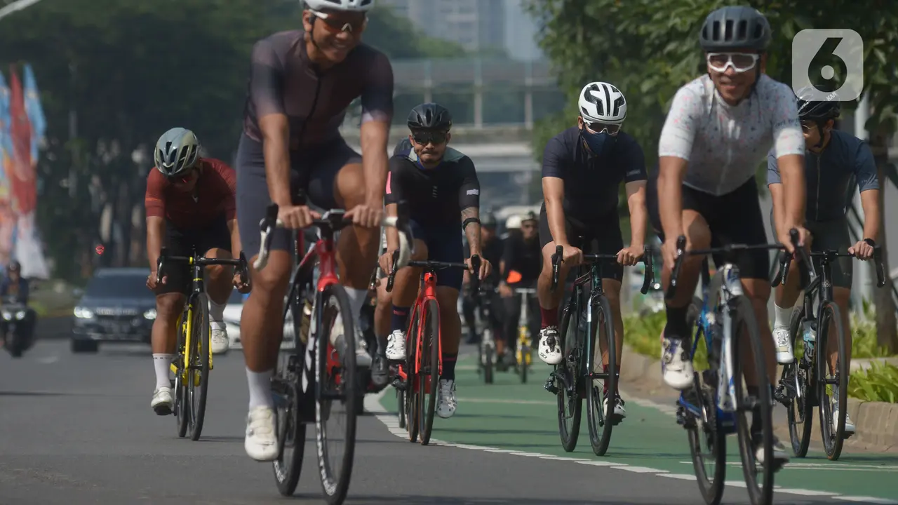 Warga bersepeda Lagi di sudirman-Thamrin