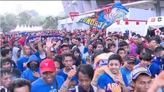 Pada final Piala Jenderal Sudirman yang mempertemukan Mitra Kukar vs Semen Padang di SUGBK, Minggu (24/1/2016) kedatangan suporter dari Arema, Persija dan PS TNI untuk memeriahkan laga final tersebut.
