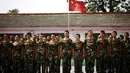 Sejumlah siswa Tiongkok bersiap mengikuti latihan kemiliteran untuk melepaskan diri dari kecanduan terhadap dunia maya, foto diambil 11/6/2014. (REUTERS/Kim Kyung-Hoon)