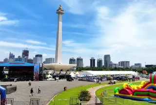 Bazar dan Pasar Murah di Silang Monumen Nasional (Monas) Jakarta Pusat. (Dok. Instagram Sekretariat Kabinet)