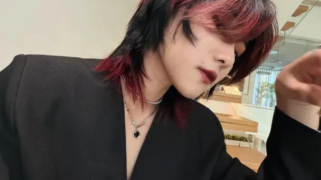 Isyana Sarasvati Pamer Rambut Wolf Cut Mullet, Auranya Makin “Ganteng”