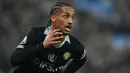 Joao Pedro tampil sebagai mesin pencetak gol Chelsea saat bertandang ke markas Aston Villa dalam laga lanjutan Liga Inggris 2025/2026 di Villa Park, Birmingham pada Rabu (04/03/2026) waktu setempat. (AP Photo/Dave Shopland)