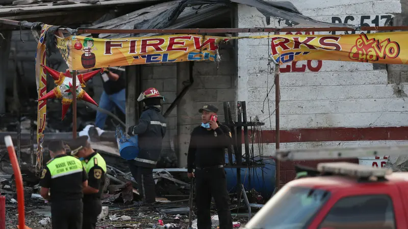 Lokasi ledakan kembang api di pasar kembang api San Pablito, 32 kilometer di luar Mexico City, Meksiko. (Reuters)