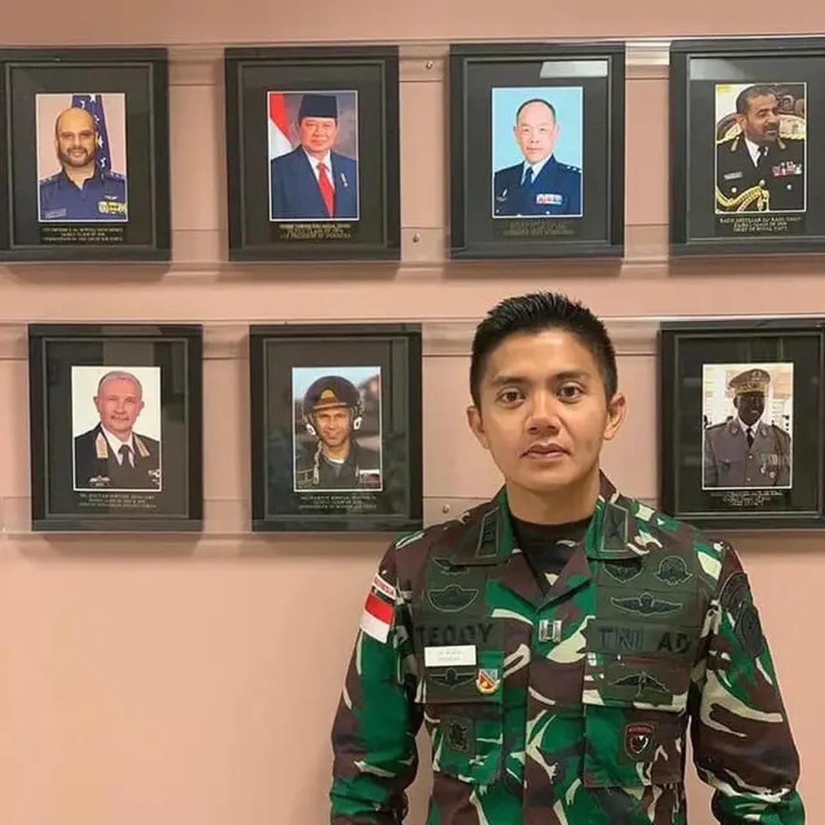 Ternyata Segini Gaji Seskab Teddy Indra Wijaya Usai Naik Pangkat jadi Letkol