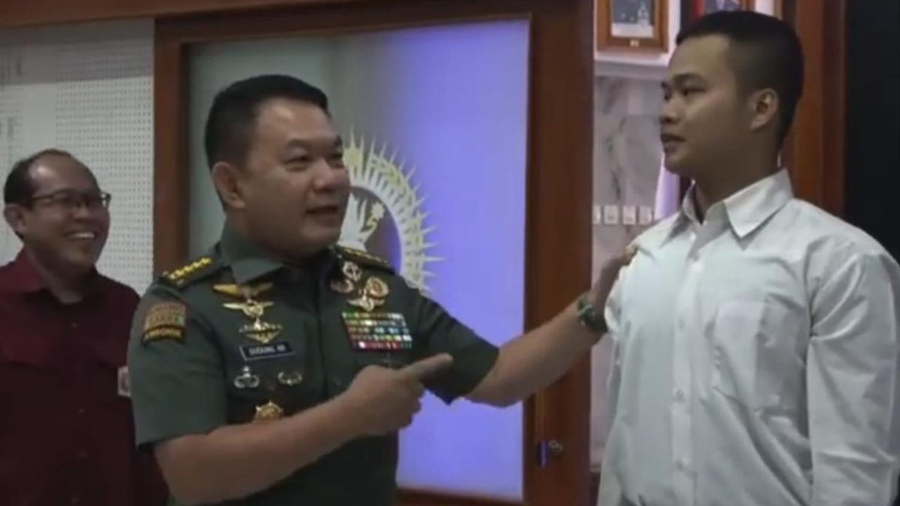 Jenderal Dudung Abdurachman yang salut dengan ketekunan Ravi akhirnya meminta Ravi segera diproses dan dijamin masuk Tamtama TNI AD.