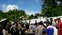 Segmen 2: Penyerangan Polsek Sinak hingga Wisata Rumah Hobbit