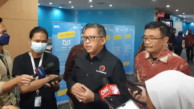 Sekretaris Jenderal DPP PDI Perjuangan (PDIP) Hasto Kristiyanto di KPK, Senin (27/6/2022)