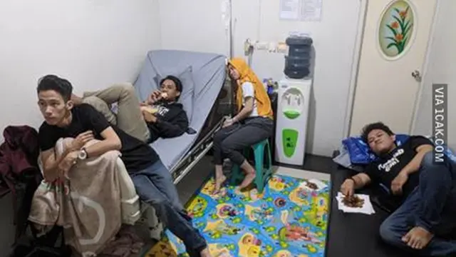 6 Kelakuan Kocak Orang saat di Rumah Sakit Ini Nyeleneh Banget