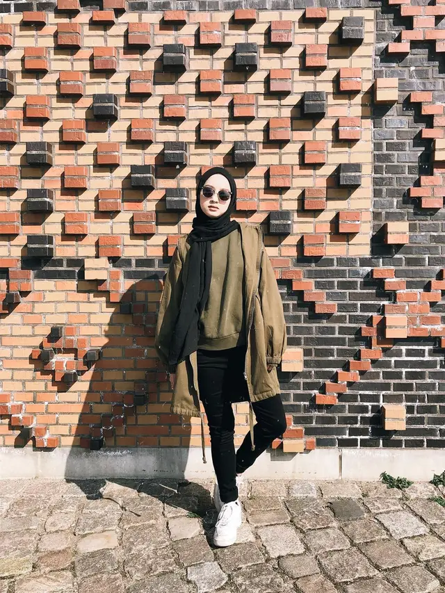 8 Potret Gita Savitri Devi, Youtuber Cantik yang Hobi Keliling Dunia