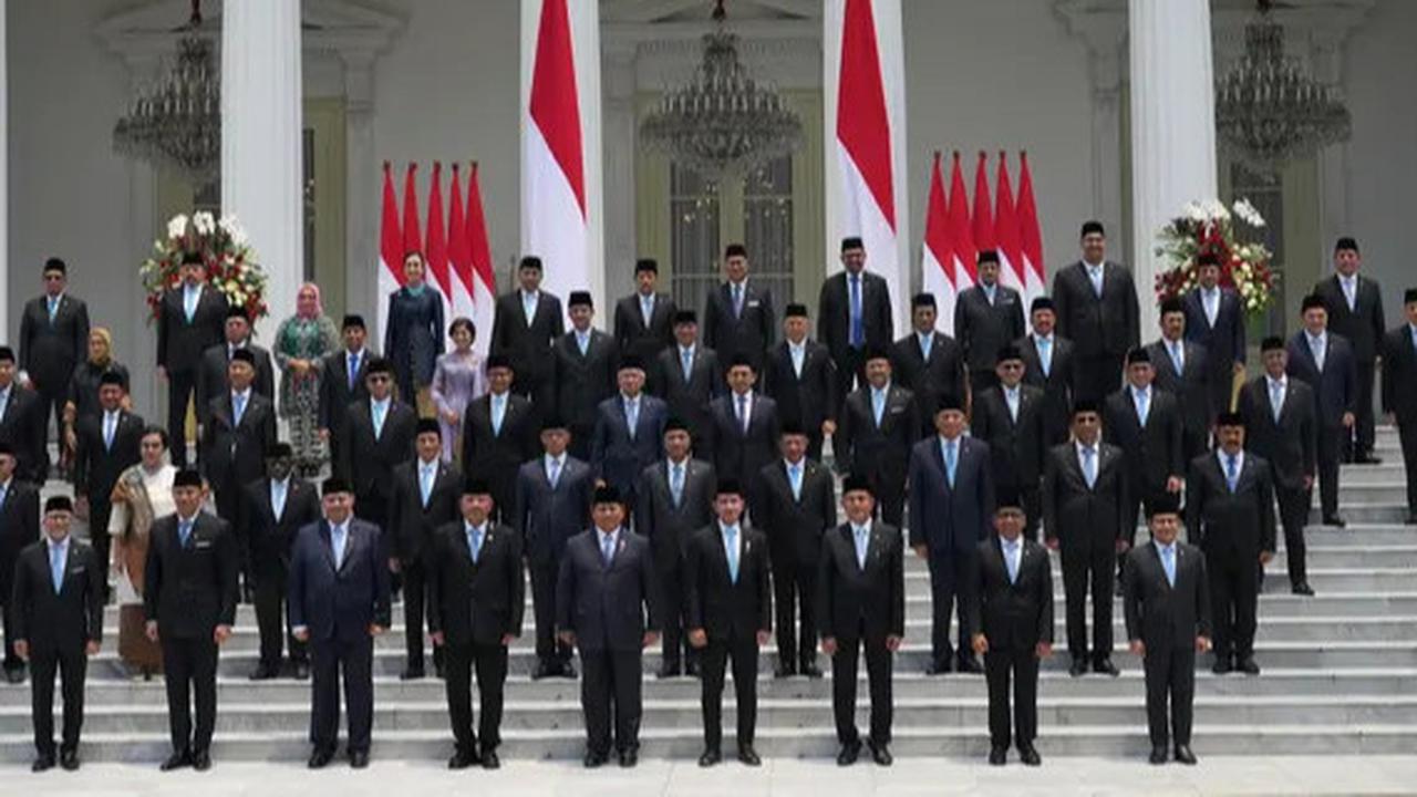 PDIP Prediksi Prabowo Akan Reshuffle Kabinet Tiga Bulan Lagi: Ada Menteri yang Gagap
