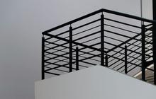 Model Tangga Besi Minimalis, Inspirasi Desain Elegan untuk Rumah Modern