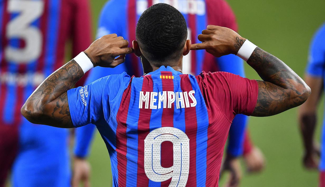 Kiprahnya bersama Barcelona akan banyak ditunggu oleh fans maupun penikmat sepak bola dunia, ditambah berpisahnya Messi dengan klub yang bermarkas di Camp Nou tersebut. (Foto: AFP/Pau Barrena)