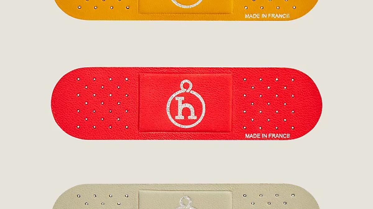 Langsung Sold Out, Hermès Rilis Plester Kulit Seharga Rp3,3 Juta untuk Lindungi Barang Kesayangan dengan Cara yang Stylish