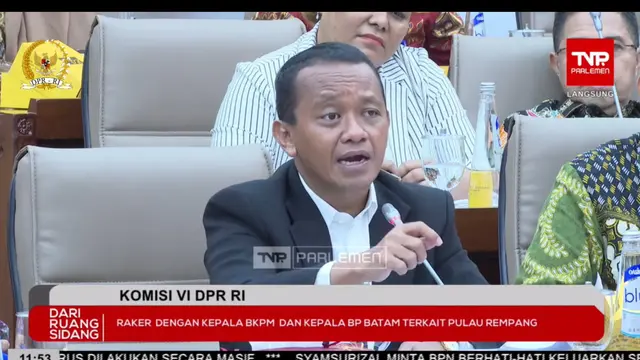 Menteri Investasi/Kepala Badan Koordinasi Penanaman Modal (BKPM) Bahlil Lahadalia, membeberkan reaksi investor Xinyi Group terkait konflik yang terjadi di Pulau Rempang, Batam.