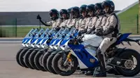 Tak hanya menggunakan supercar, baru-baru ini petugas kepolisian Abu Dhabi mendapat tunggangan baru, yakni Ducati Panigale V4 R. (Zigwheels)