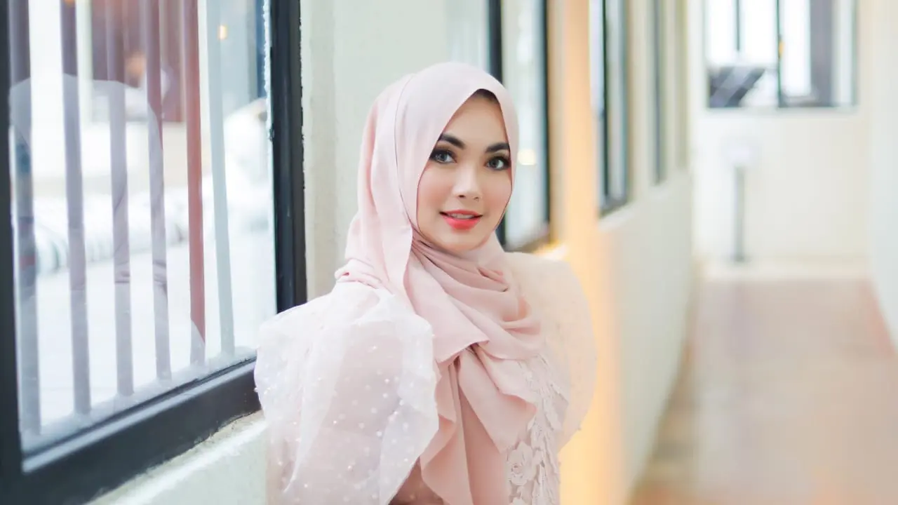 Nadia Stefanie Destiana pernah populer setelah membintangi sinetron Saras 008, tahun 2001 silam. 