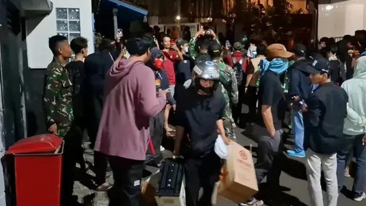 VIDEO: Kekuatan Siluman Rekayasa Penjarahan Rumah, Mantan Menkeu Sri Mulyani Sudah Ditarget!