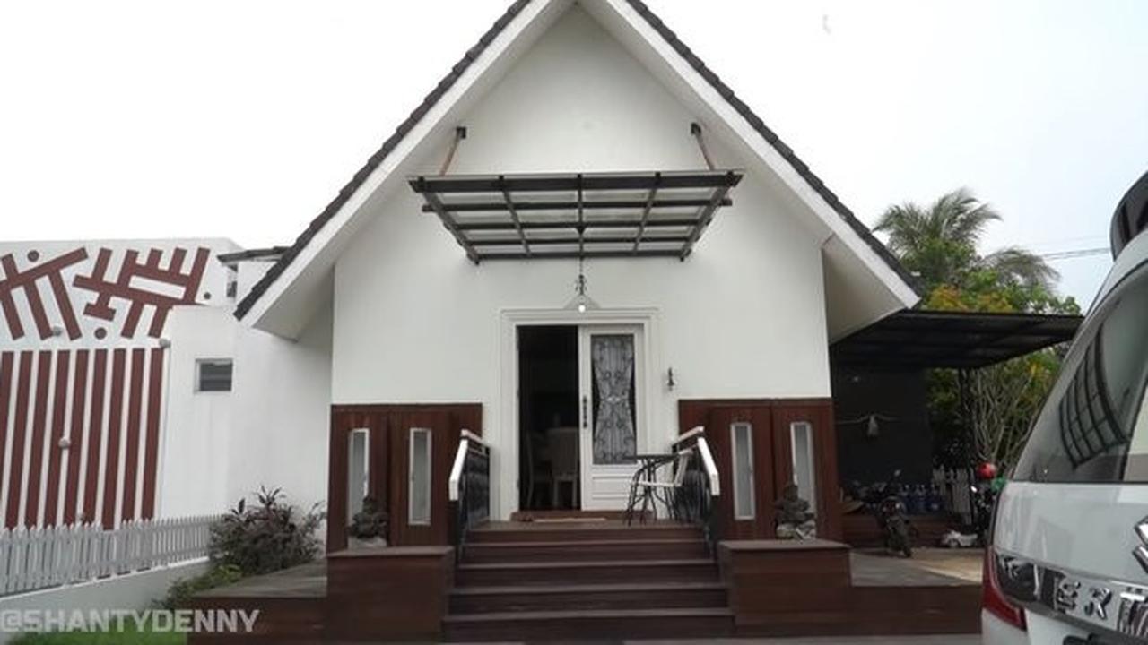 Tak Kalah Mewah Dari Kediaman Gunawan, Ini Potret Rumah Mewah Milik Pasha Ungu yang Miliki Luas 6000 Meter Persegi, Bisa Main Golf