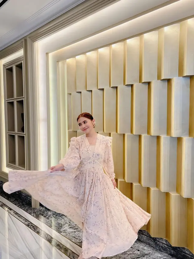 Prilly Latuconsina (Instagram/prillylatuconsina96)