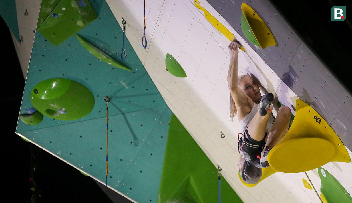 Wanita 23 tahun itu memulai perlombaan dari urutan keenam setelah Laura Rogora dari Italia. (Bola.com/Bagaskara Lazuardi)