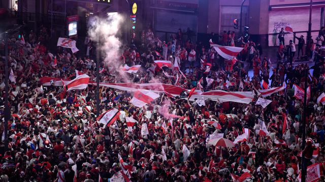 Suporter River Plate Rayakan Gelar Juara Copa Libertadores