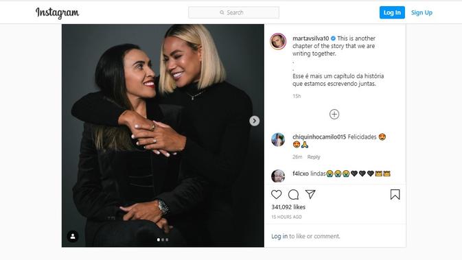 Bintang sepak bola putri asal Brasil, Marta Vieira betunangan dengan kekasihnya Toni Deion (Instagram)