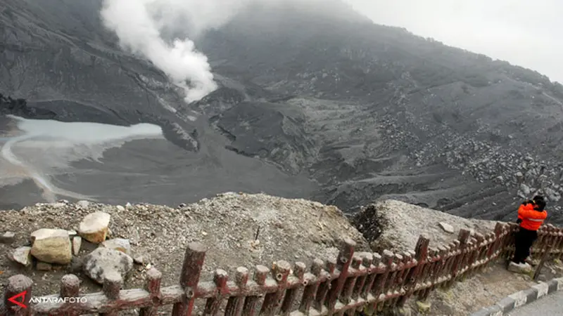 tangkuban-parahu130226c.jpg