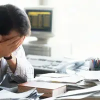 Ilustrasi Stres karena terjerat utang | foto : istimewa