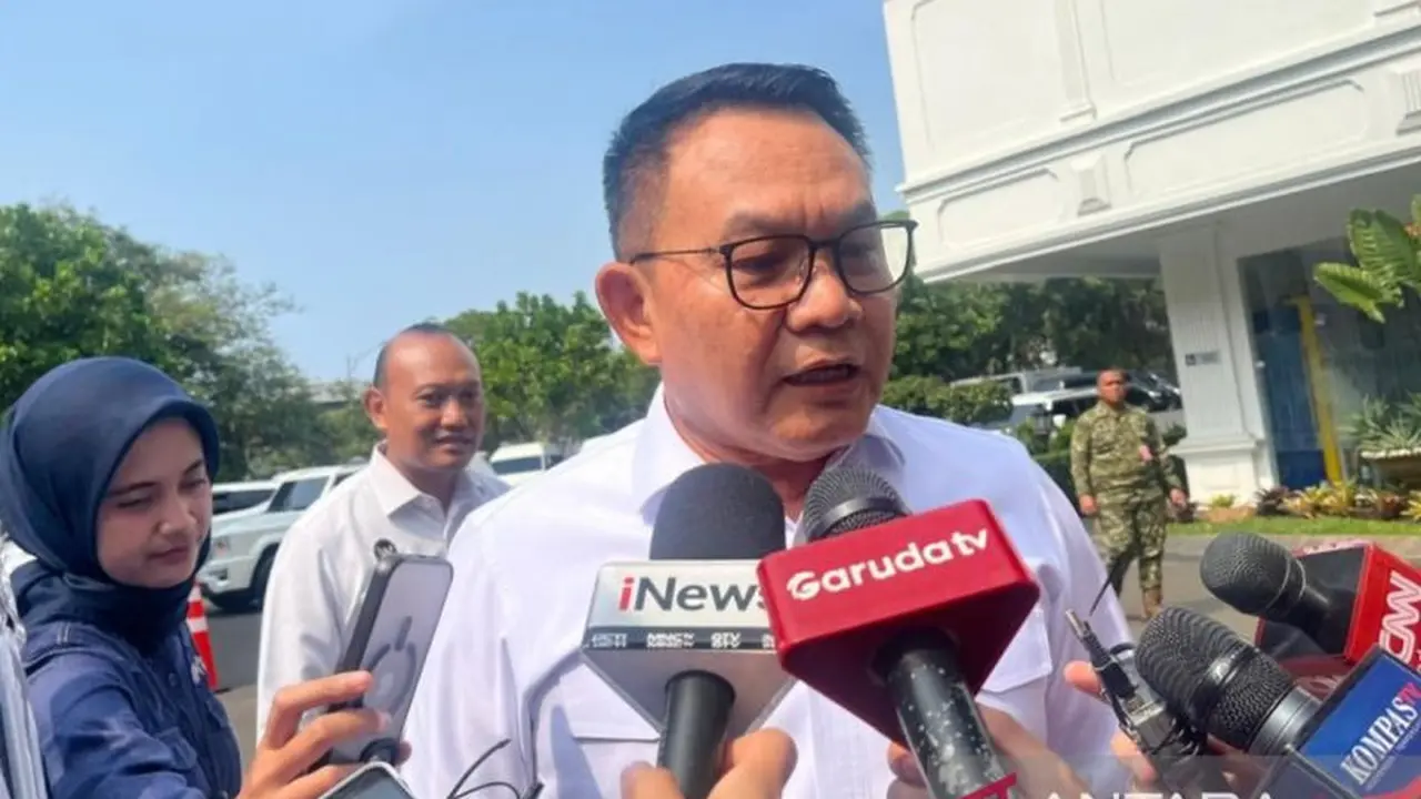 Prabowo Panggil Menko Polkam dan sejumlah menteri bahas karhutla