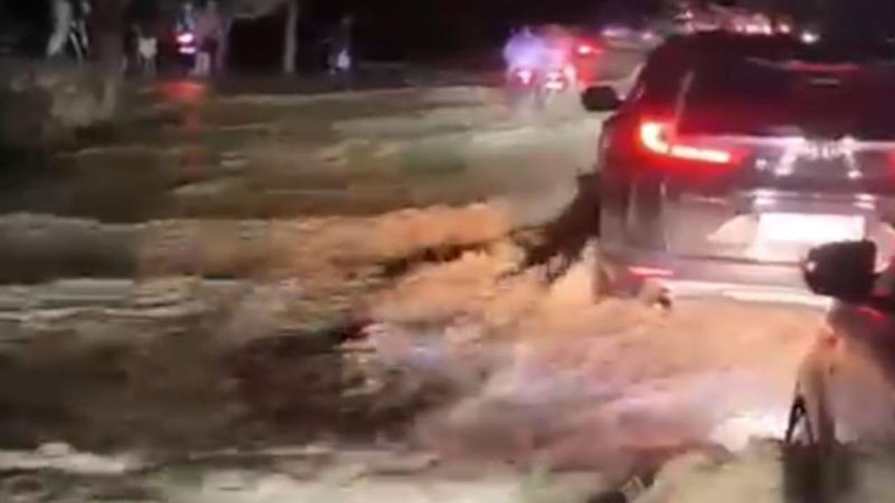 Banjir Kembali Rendam Ruas Jalan Pidie Jaya Bireuen, Pengendara Diimbau Tunda Perjalanan