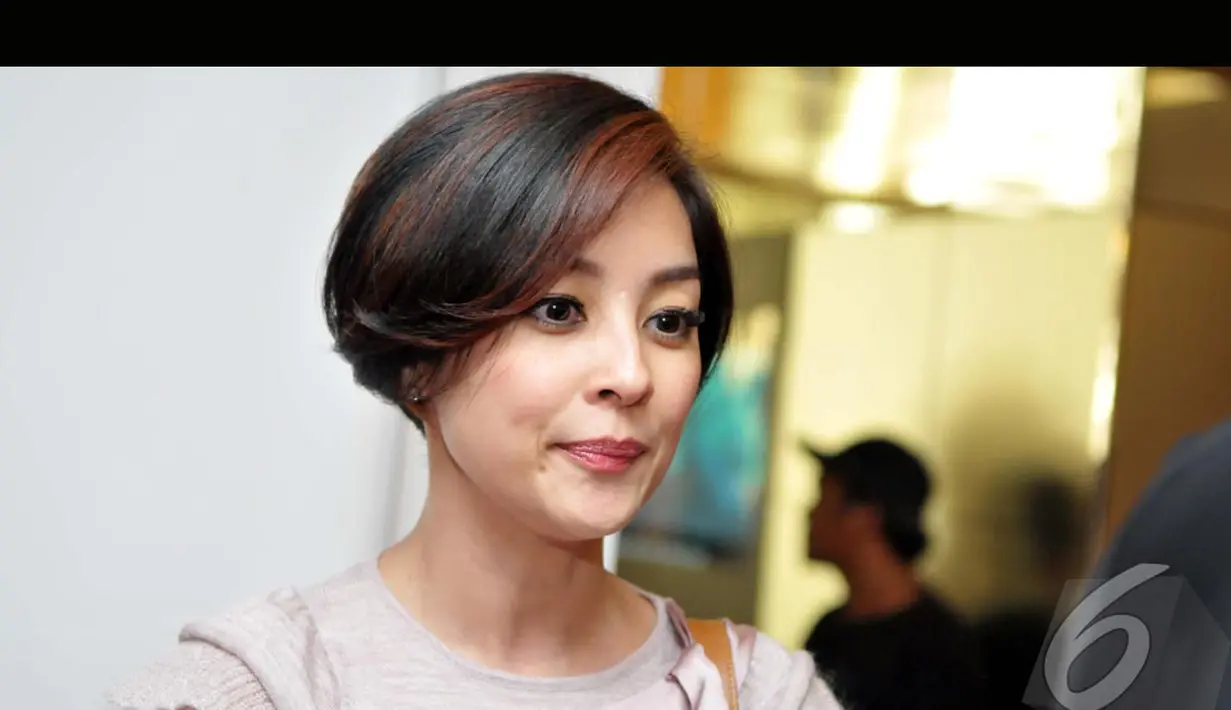 Putri Patricia memang punya rencana, jika Jokowi menang maka ia akan memotong rambut, Jakpus, Kamis (7/8/2014) (Liputan6.com/Panji Diksana)