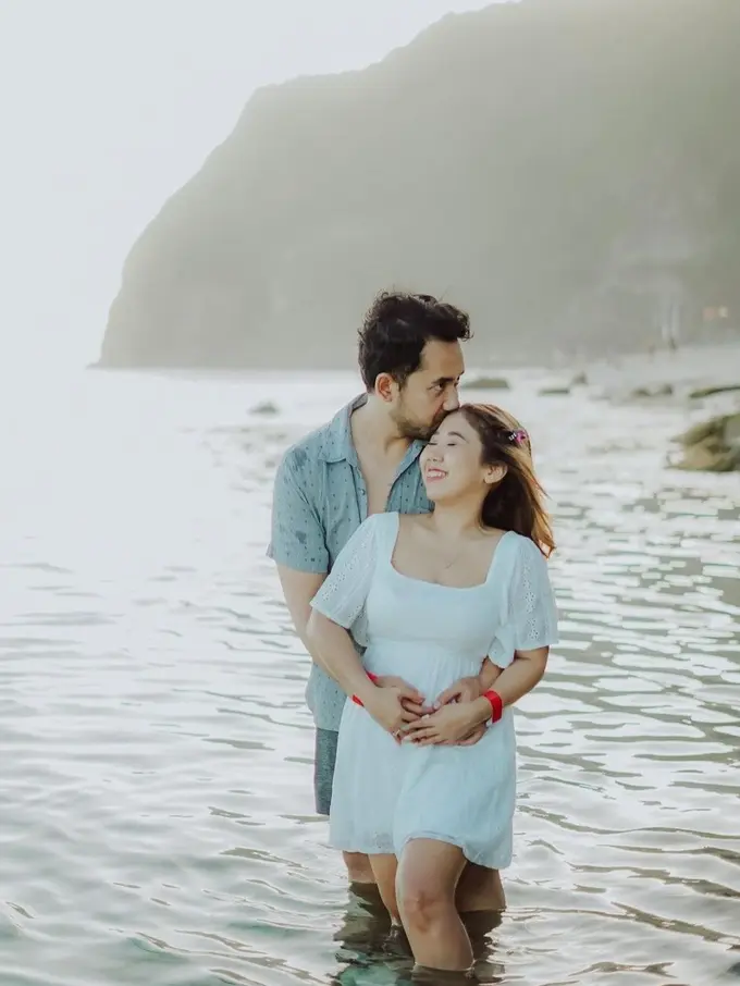 Kiky Saputri mengaku beruntung memiliki suami seperti Khairi