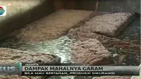 Panimi mengaku sudah bertahun-tahun menjadi perajin ikan asin. Namun kini dia beralih profesi karena harga garam naik.