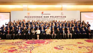 KONI melatik kepengurusan Akuatik Indonesia periode 2025-2029. (Bola.com/Abdul Aziz).
