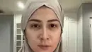 Rina sendiri sedari kecil hingga beranjak dewasa, menganut kristen sebagai agama dan keyakinannya. (Instagram/ rinadiana_8)