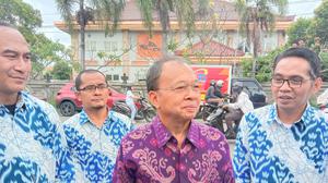 Lima Kawasan Wisata Bali Jadi Zona Rendah Emisi, Hotel hingga Mal Wajib Gunakan PLTS