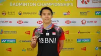 Tunggal putra Indonesia, Jonatan Christie gagal menjadi juara Korea Terbuka 2022. Jonatan kalah dari pemain China, Weng Hong Yang dengan rubber gim 21-12, 19-21, 15-21 di Palma Indoor Stadium, Suncheon, Minggu (10/4/2022). (PBSI)