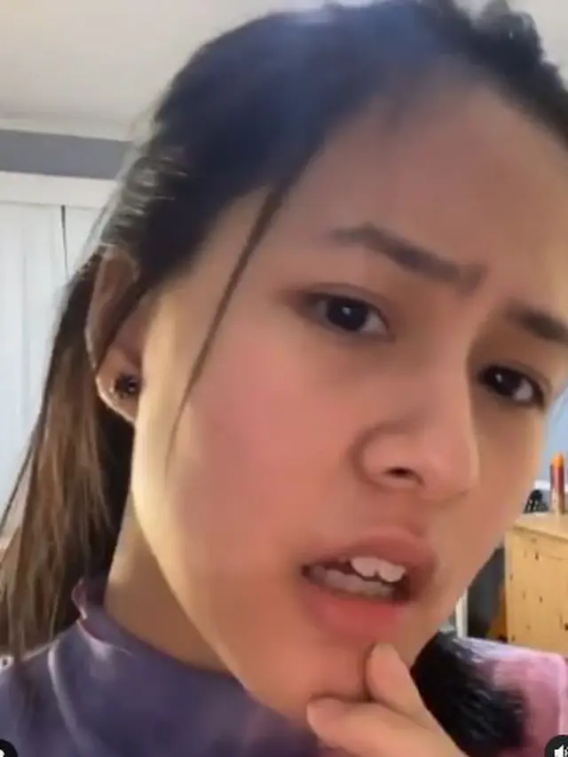 Unggah Foto Berjerawat, Ini 6 Potret Haysa Kyla Tanpa Makeup