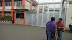 Kericuhan terjadi di dalam LP Cipinang, akibatnya sembilan narapidana dipindahkan keluar LP Cipinang demi menyelesaikan kericuhan.